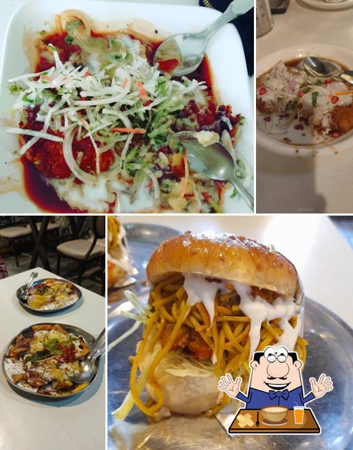 Food at Ravi tikki wala