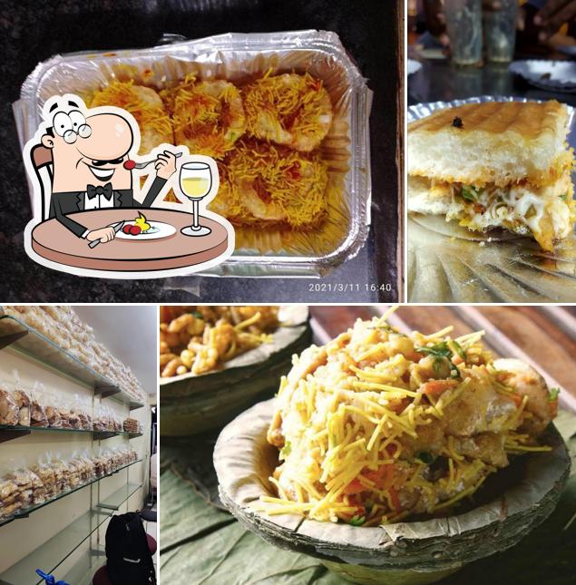 Meals at Spice Hub Vadapav