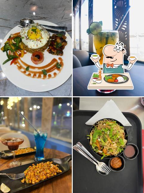 Food at Unique 5 cafe