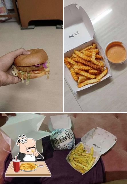 French fries at Nino Burgers