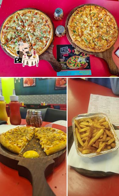 Food at 7 Cheese Pizza