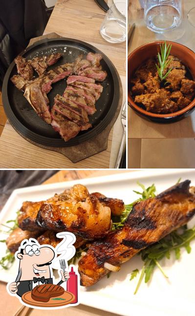 Ordina i un pasto a base di carne a Osteria Da I Babbo