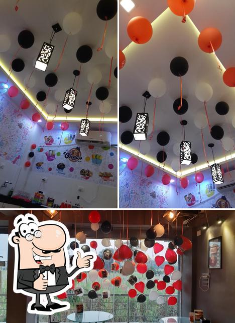 Look at this photo of Cafe Choco craze karad