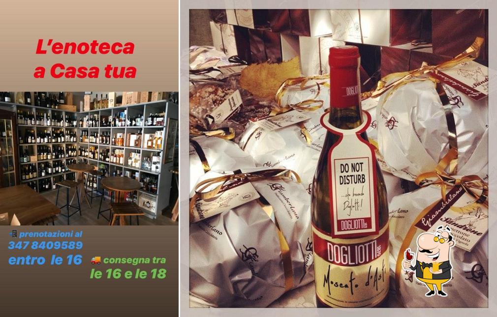 È gradevole prendersi un bicchiere di vino a Enoteca La Morra