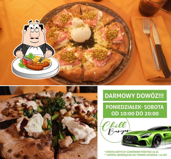 Tra le diverse cose da Pizzart si possono trovare la cibo e esterno