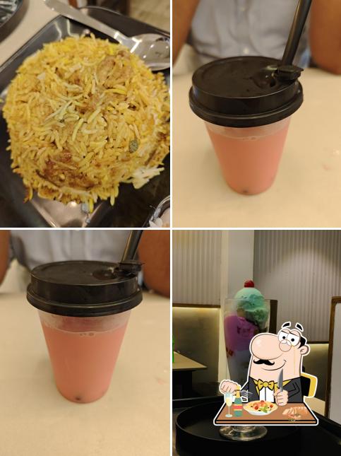Pad thai at ELOTE RESTO & CAFE