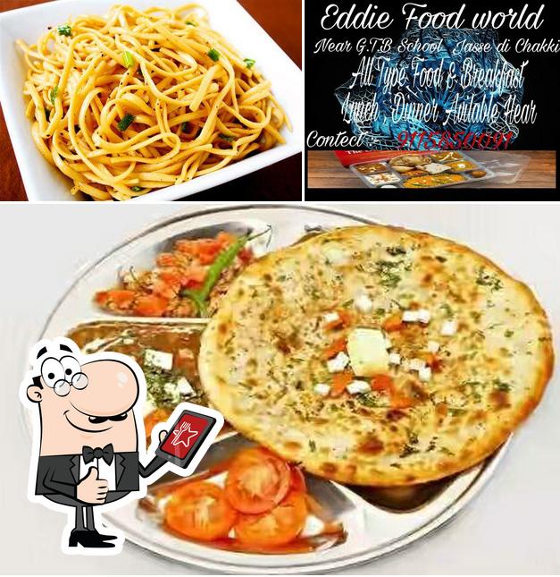Look at this picture of Eddie Food World