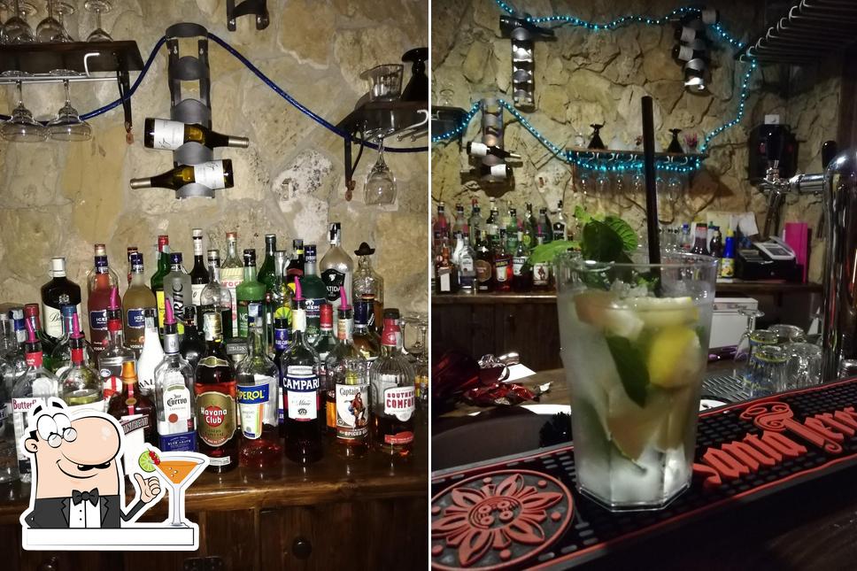 Goditi un drink dal menu