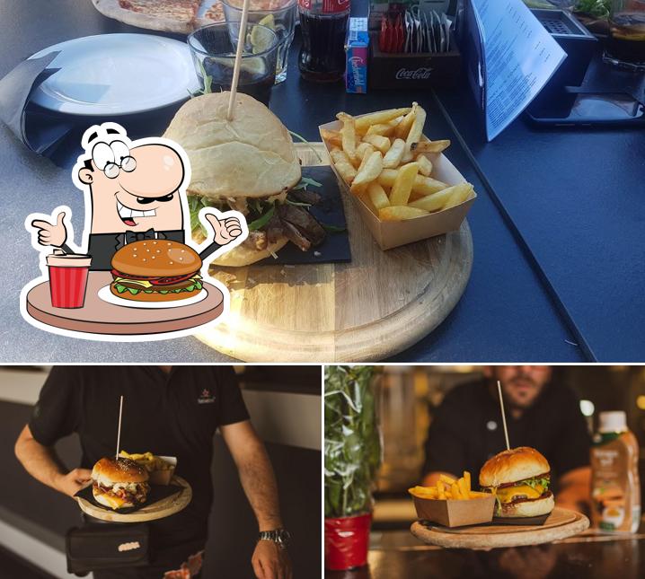 Prenditi un hamburger a Restavracija in Lounge bar Svetilnik
