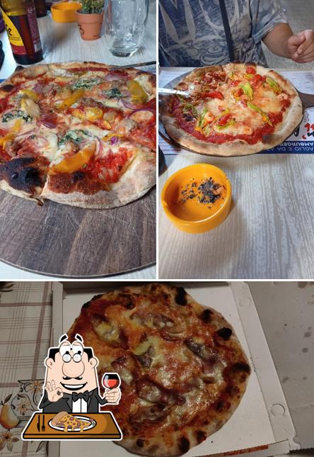 A Spezz'a Pizza, puoi ordinare una bella pizza
