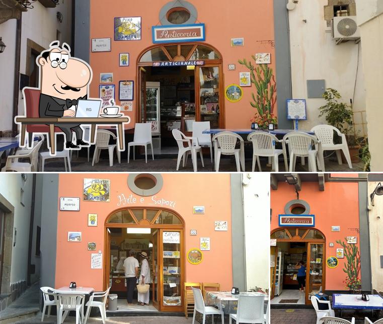 Siediti a un tavolo di Pasticceria Arti e Sapori di Pino D'Ambra