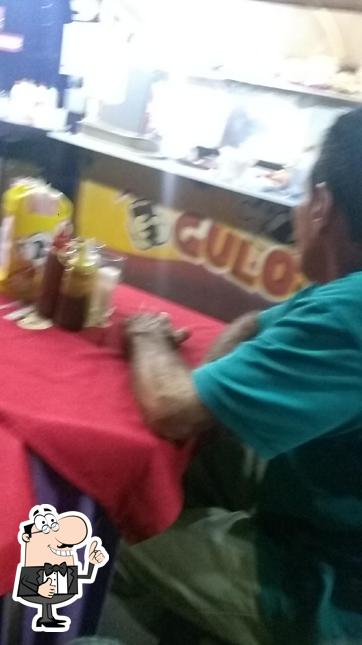 Look at this picture of Gulosão Lanches