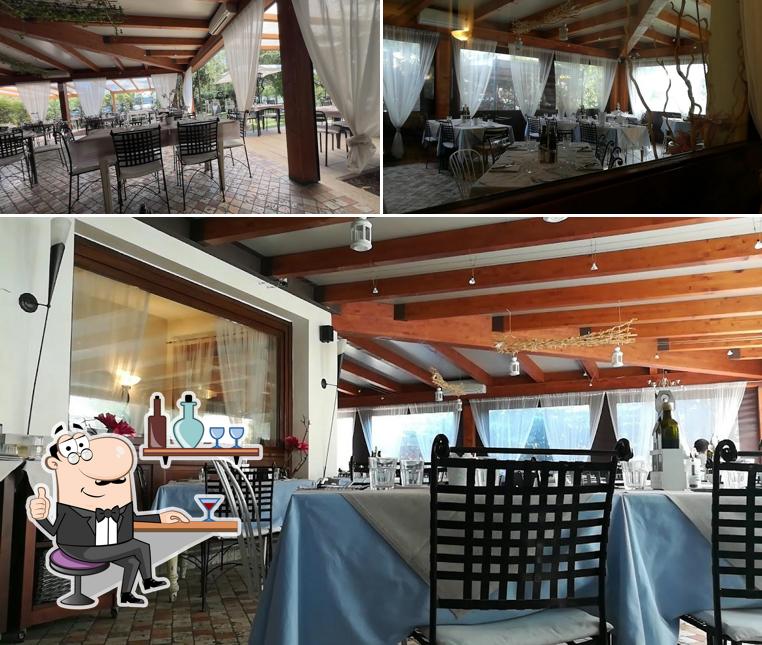Siediti a un tavolo di Pizzeria Ristorante Al Laghetto