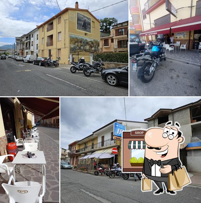 Gli esterni di Bar Meloni