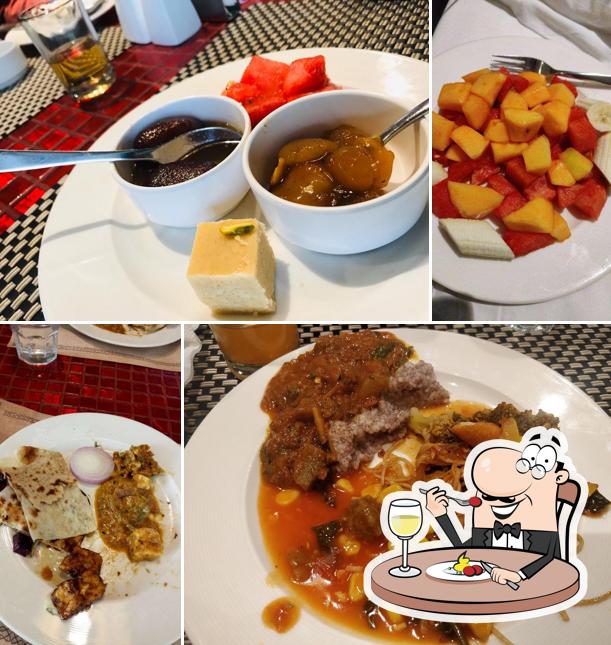 Food at Serai Kitchens, The Buffet Place Best buffet restaurant in Hitech City Lunch Buffet Dinner Buffet breakfast Buffet