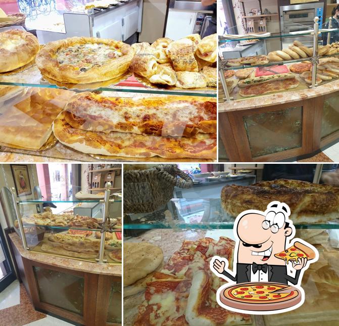 Prova una pizza a Valentini forno e pasticceria dal 1946