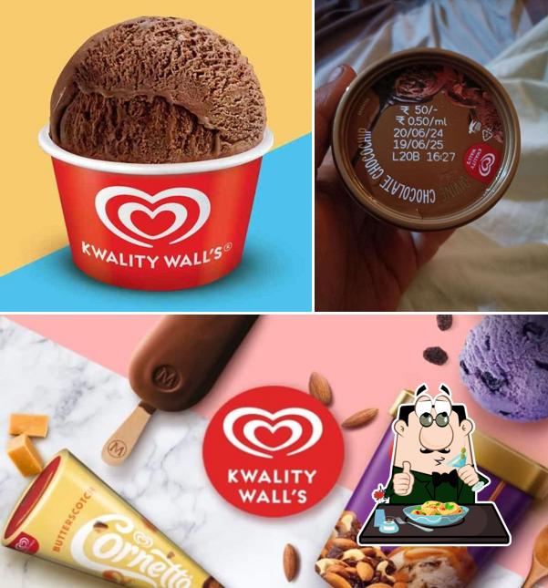 Chocolate mousse at Kwality Wall's Ice Cream And More