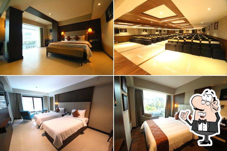 Hotel Yash International Calicut