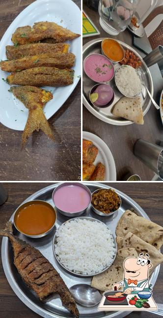 Chicken curry at Malvani Swaad ( Sushamas Kitchen )