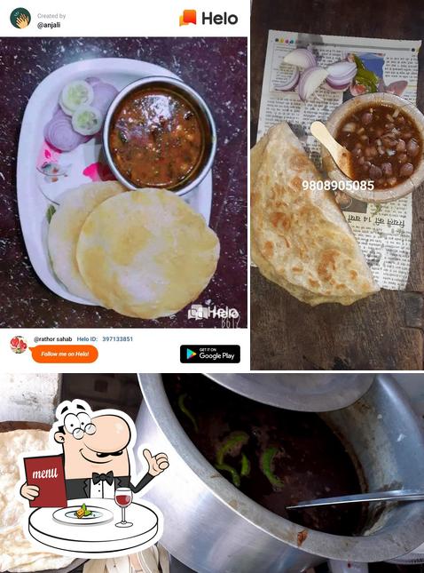 Food at Sai Chhule Bhature Bhandar and chawal