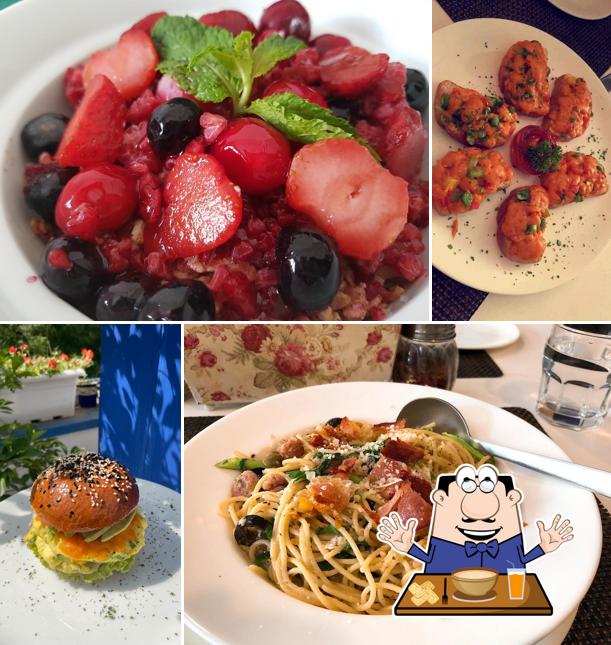 Food at The Blue Door Cafe
