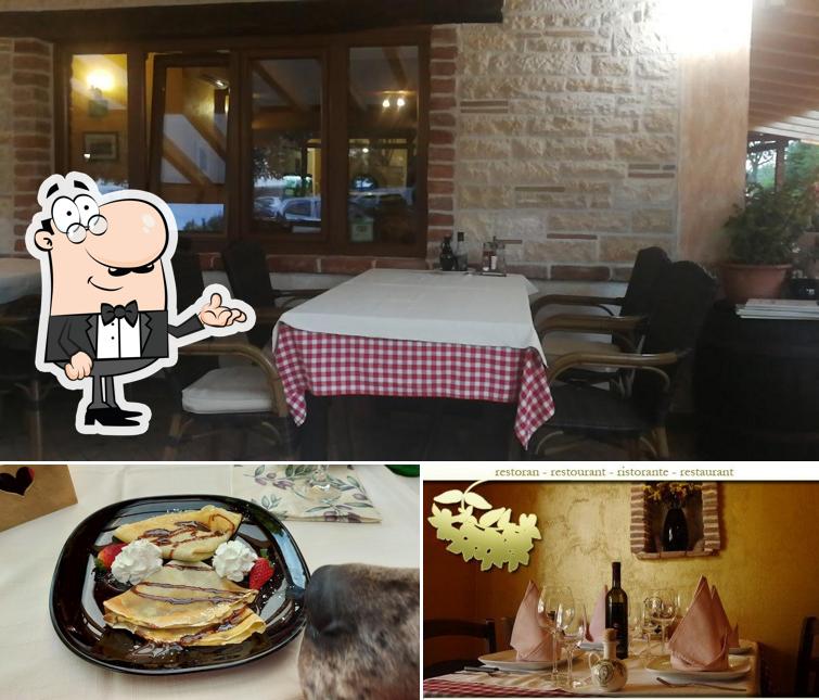 La interni e cibo del ristorante