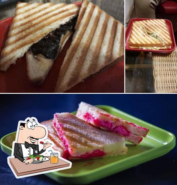 Food at sandwich square