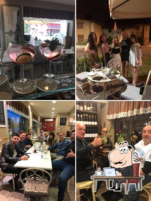 Siediti a un tavolo di Bistrot da Ovidio