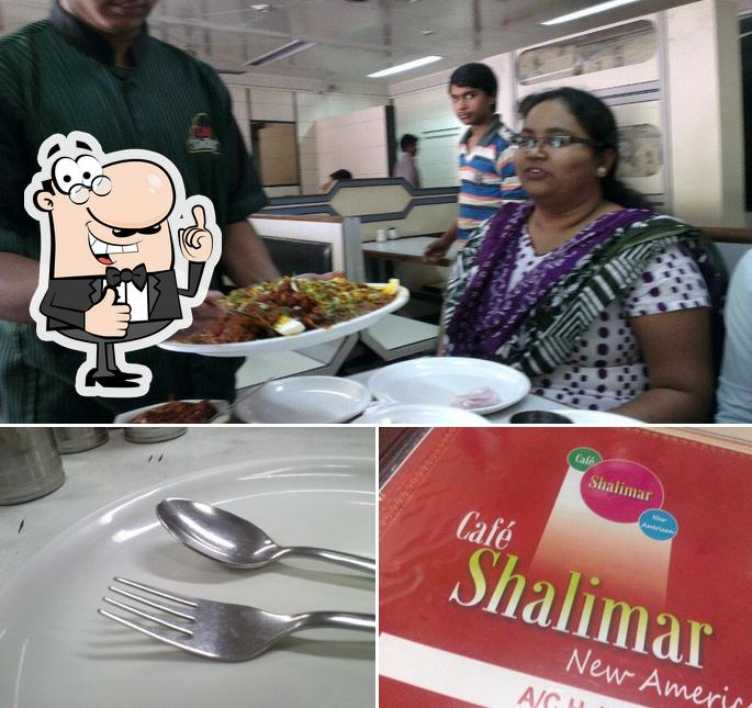 Here's a photo of Cafe Shalimar