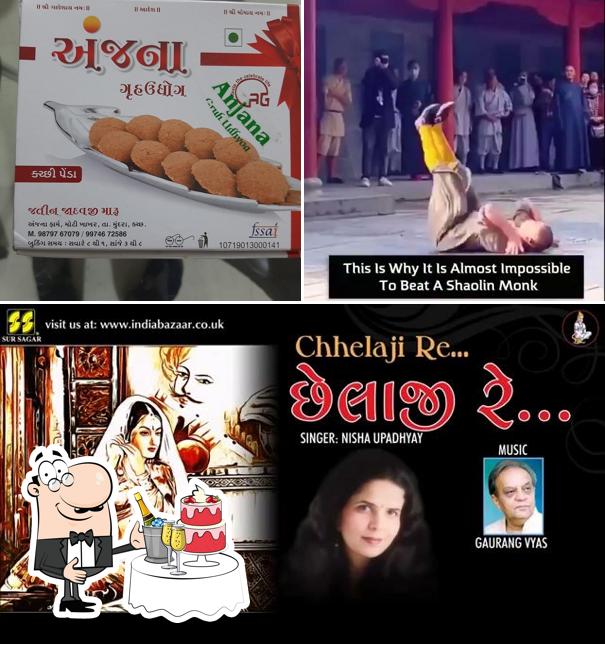 Among different things one can find wedding and food at bagul vegitebal