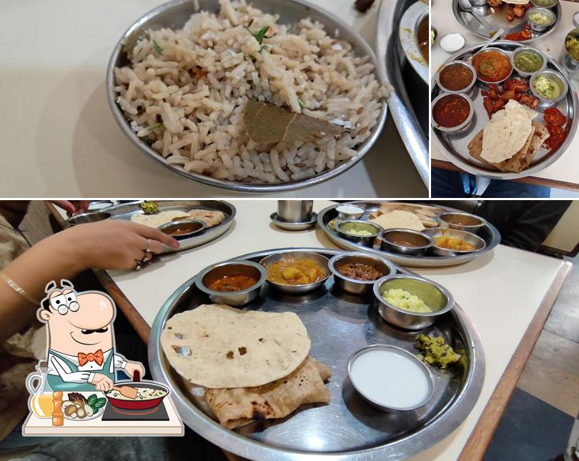 Fried rice at Saiprasad Bhojanalay