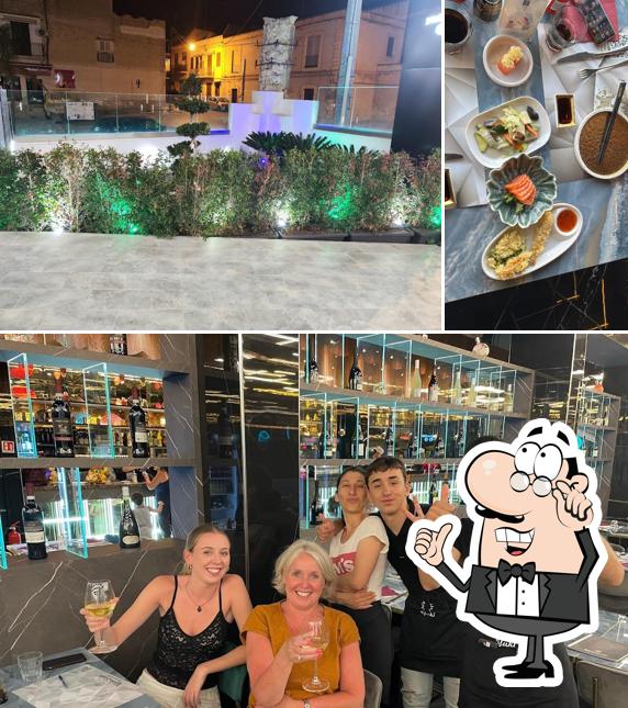 Tra le varie cose da Yuki Sushi Noto si possono trovare la interni e esterno