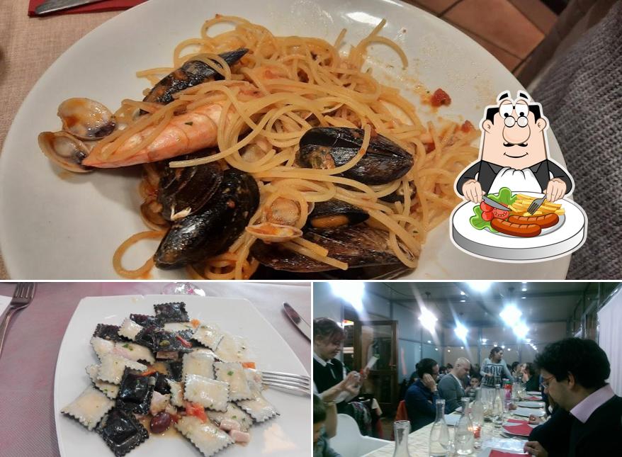 Da Marcello Ristorante, Bar e Albergo si caratterizza per la cibo e tavolo da pranzo