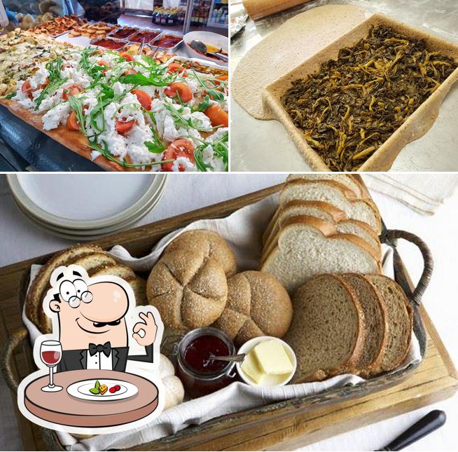 Cibo al Panificio Schipa Vincenzo - CASTROMEDIANO