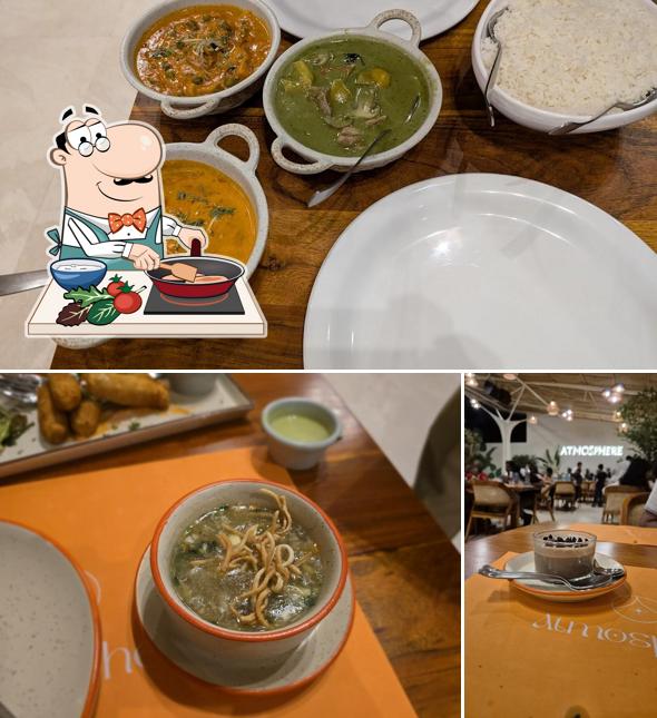 Chicken curry at Atmosphere