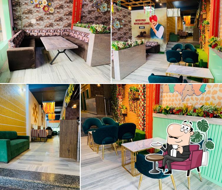 Check out how Pizza 360° ( Lohian Khas) looks inside