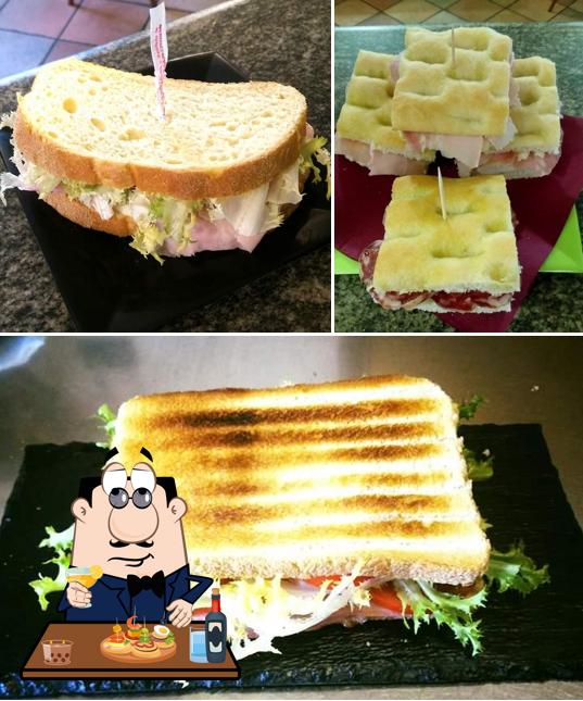 Scegli un panino a Snack Bar La Fossa