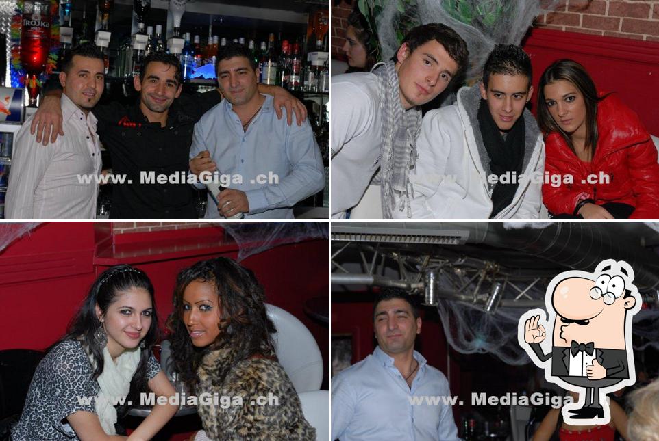 Vedi la foto di Bar 66
