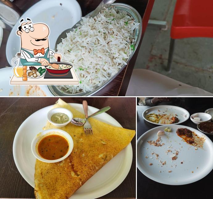 Fried rice at Hotel Swaraj Poornbrahm