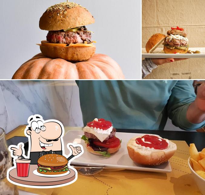 Prova un hamburger a Italian Burger Perugia centro