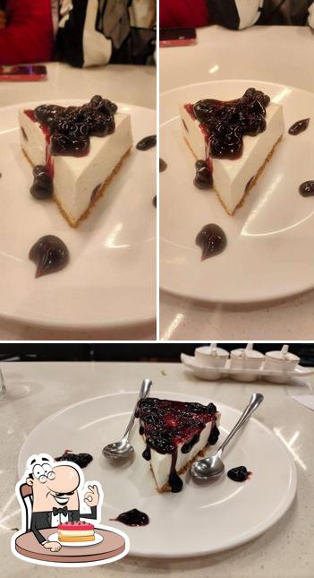 Cheesecake at MAZZEH The Taste