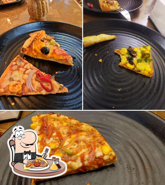 Try out pizza at PAPA LOUIE'S PIZZA NIKOL