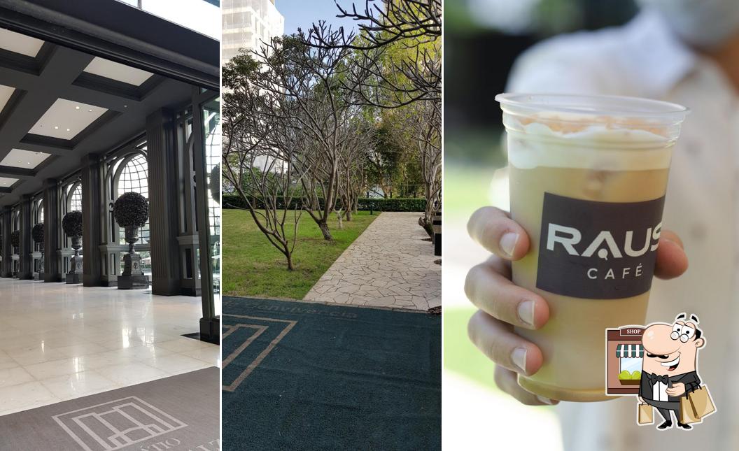O exterior do Raus Café