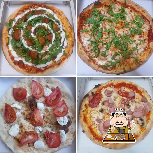 Scegli tra le svariate varianti di pizza