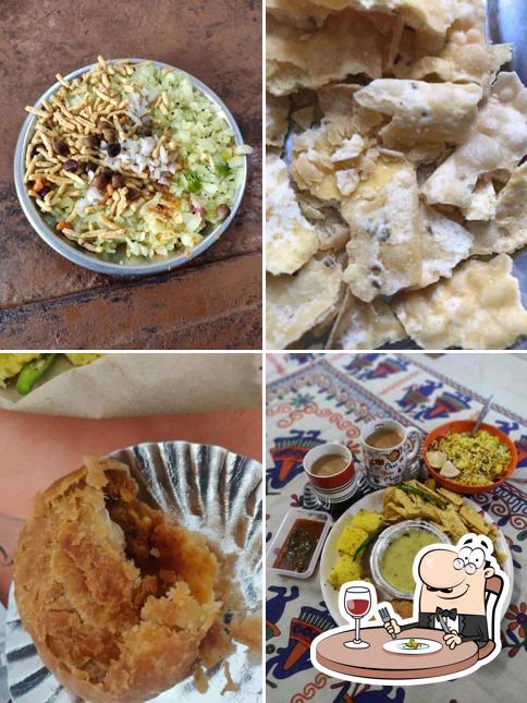 Food at Jain Nashta Centre