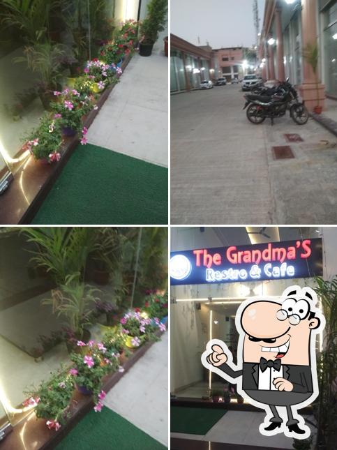 The exterior of THE GRANDMA'S RESTAURANT