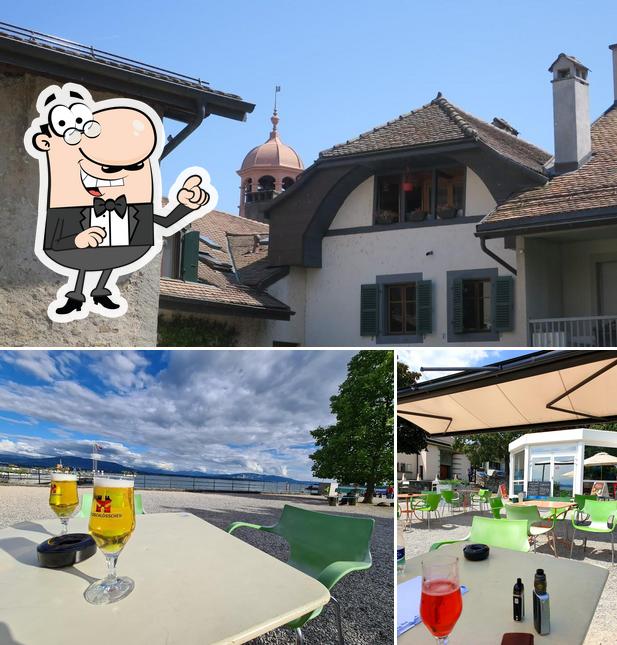 Tra le varie cose da Buvette du port si possono trovare la interni e birra