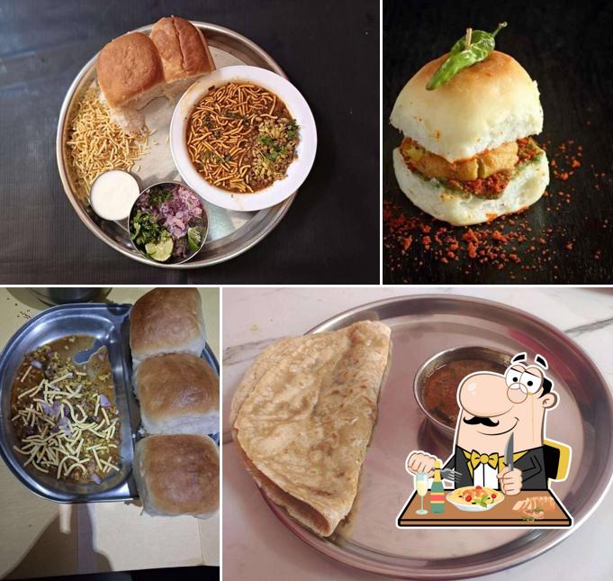 Food at Vithu Mauli Kadhi Samosa & Snacks