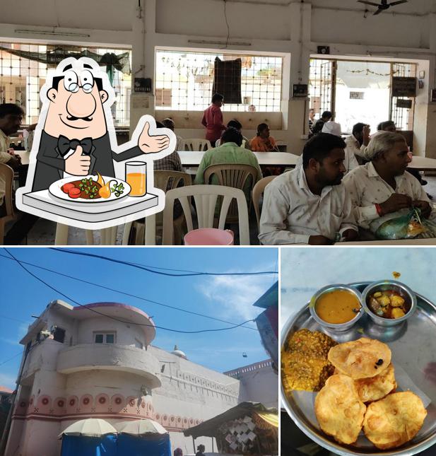 The image of food and interior at ભોજનાલય વિશ્રાંતિગૃહ