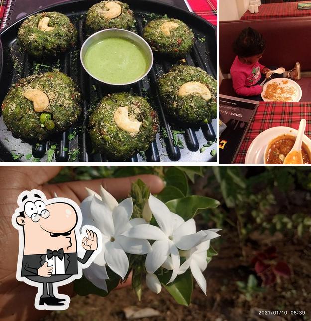 Look at this image of Chinu's Chinese Restaurant - Kolhapur